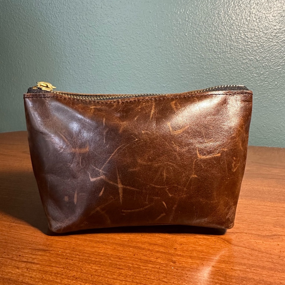 Annie Bukhman Gusseted Leather Makeup Bag in Distressed Brown